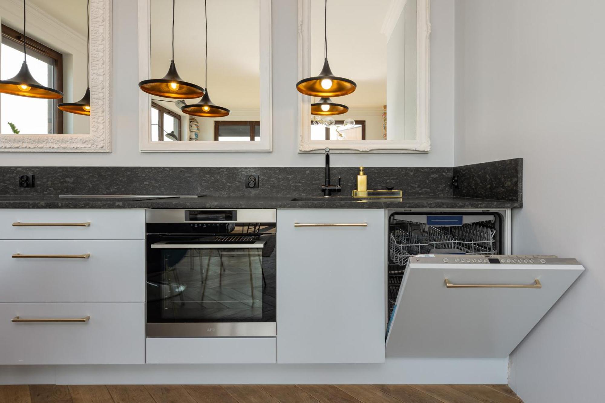 Royal Garden Apartment In Wilanow By Renters Prestige Varšava Exteriér fotografie